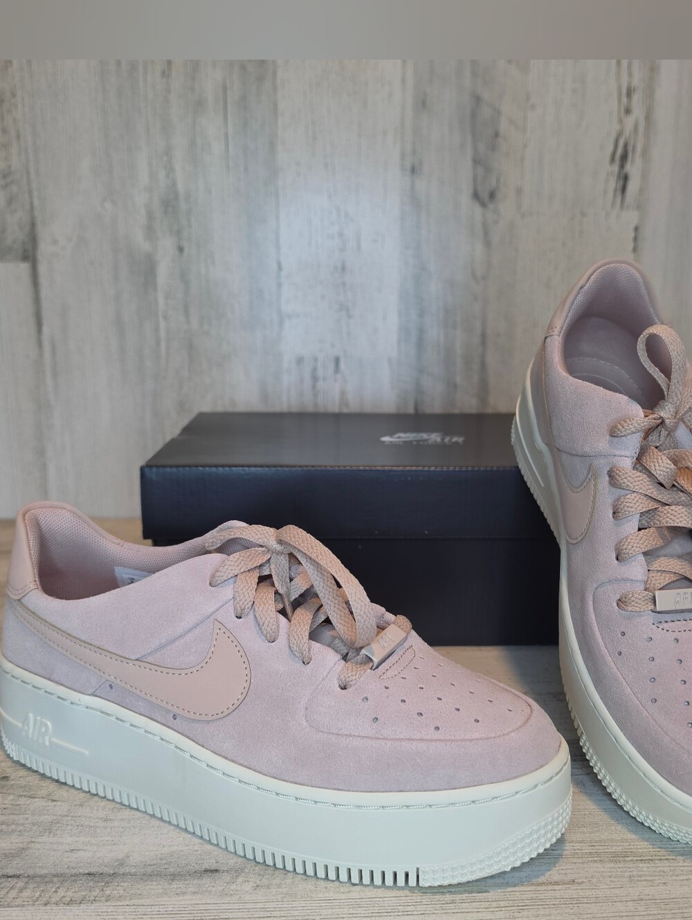 NEW Nike Air Force 1 AF1 Sage Low Particle Platform Sneakers Womens Sz 8 AR5339